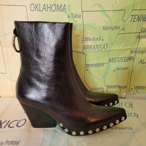 JeffreyCampbell Stylish Black Leather Studded Ankle Boots Size 10 - Picture 2 of 12